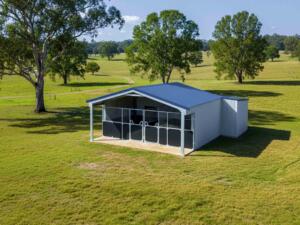 Converted shed horse stable - Beaudesert Qld rural Australian property