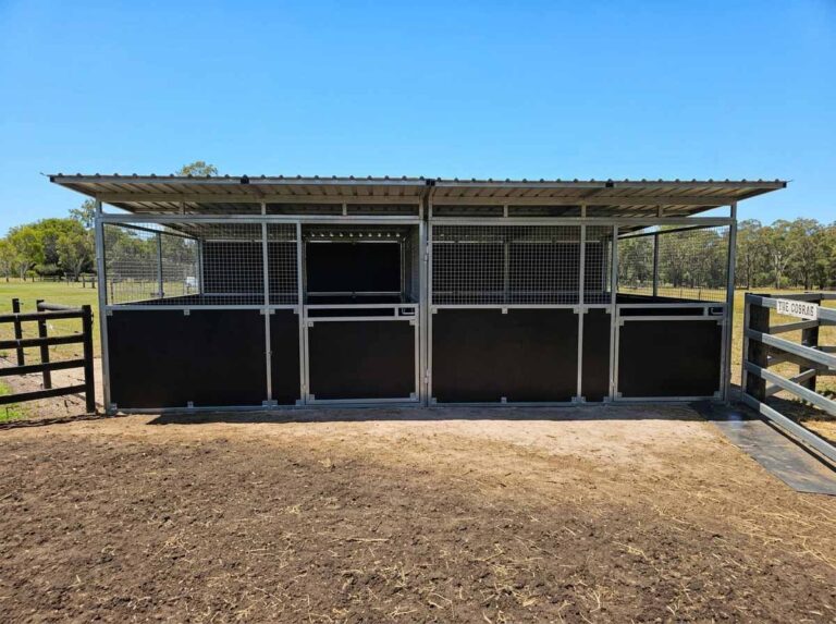 2 Bay Horse Stable High Airflow